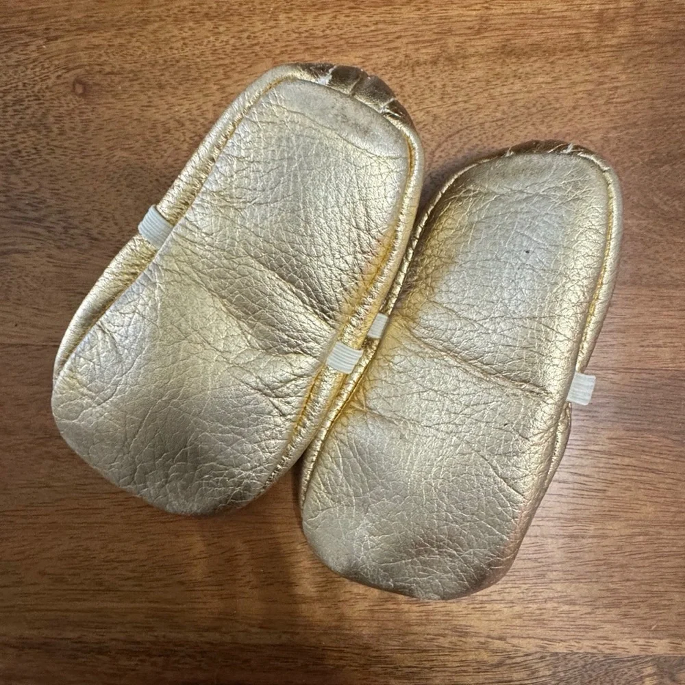 Small Shop Handcrafted Metallic Gold Baby Moccasins Good Condition Size 6/12 Mo.